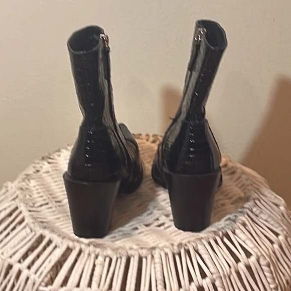 Truffle Collection mid heeled western boots in black croc size 40 EUR/ 9 US - Picture 3 of 12